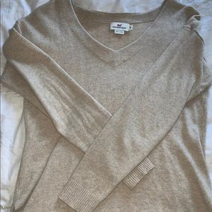 Vineyard Vines sweater